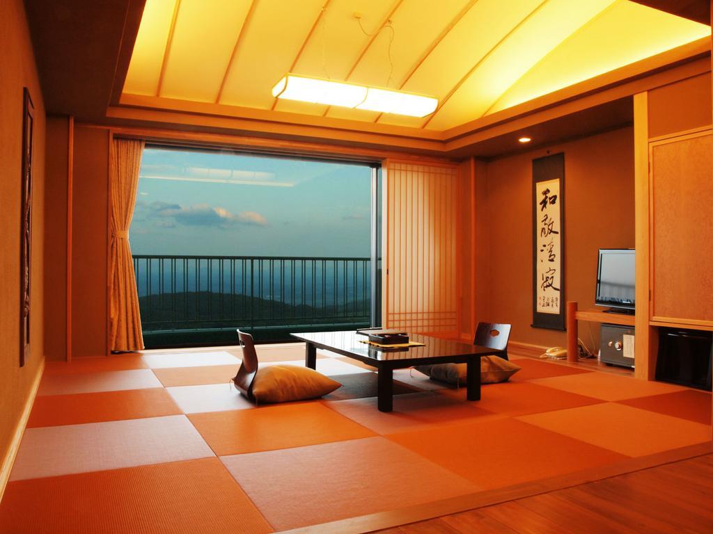 Kounkaku Hotel Nihonmatsu Buitenkant foto
